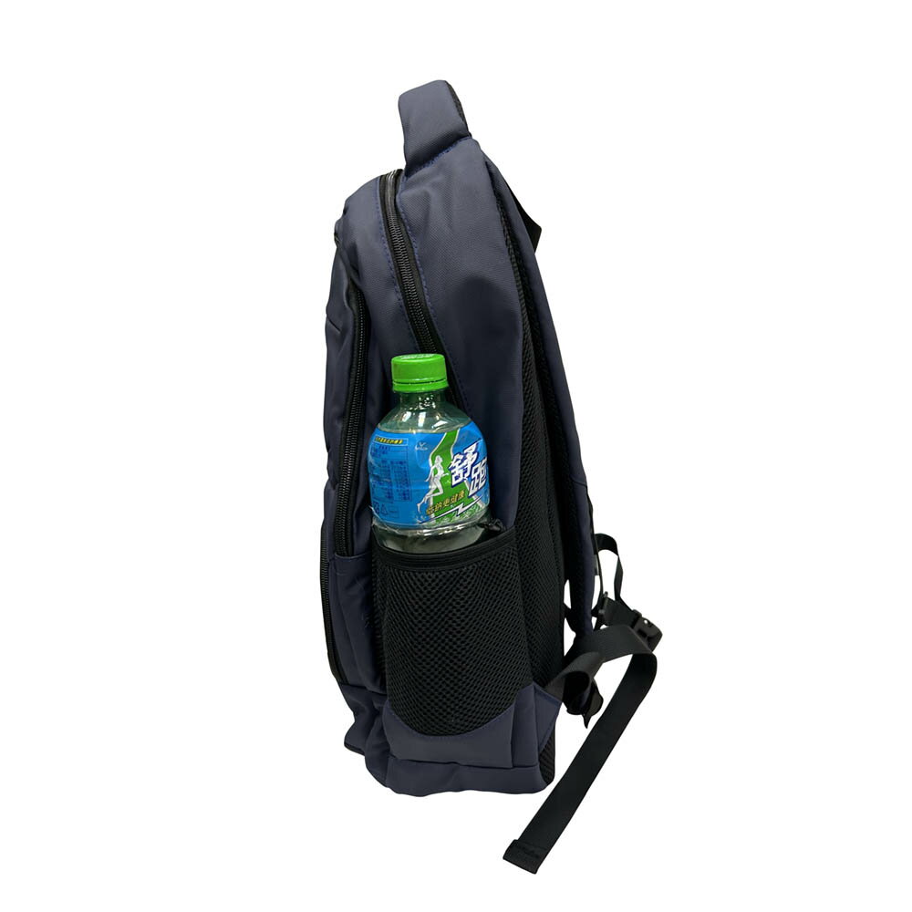 ~雪黛屋~MARTINCOCK 後背包大容量可A4夾二主袋+外袋共四層科技防水尼龍胸釦MW3629 4