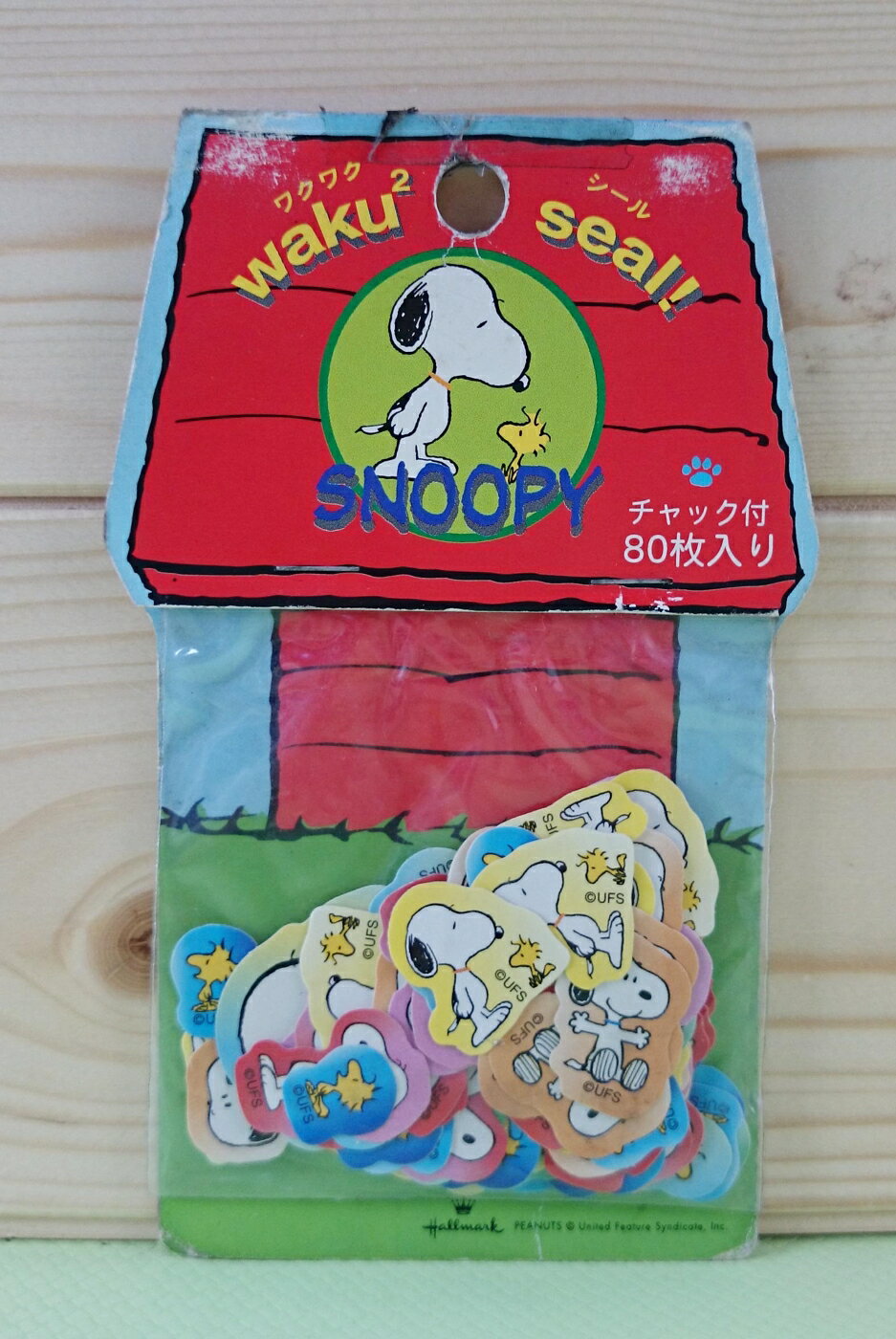 【震撼精品百貨】史奴比Peanuts Snoopy 屋頂造型貼紙 SN&塔克 80入 震撼日式精品百貨