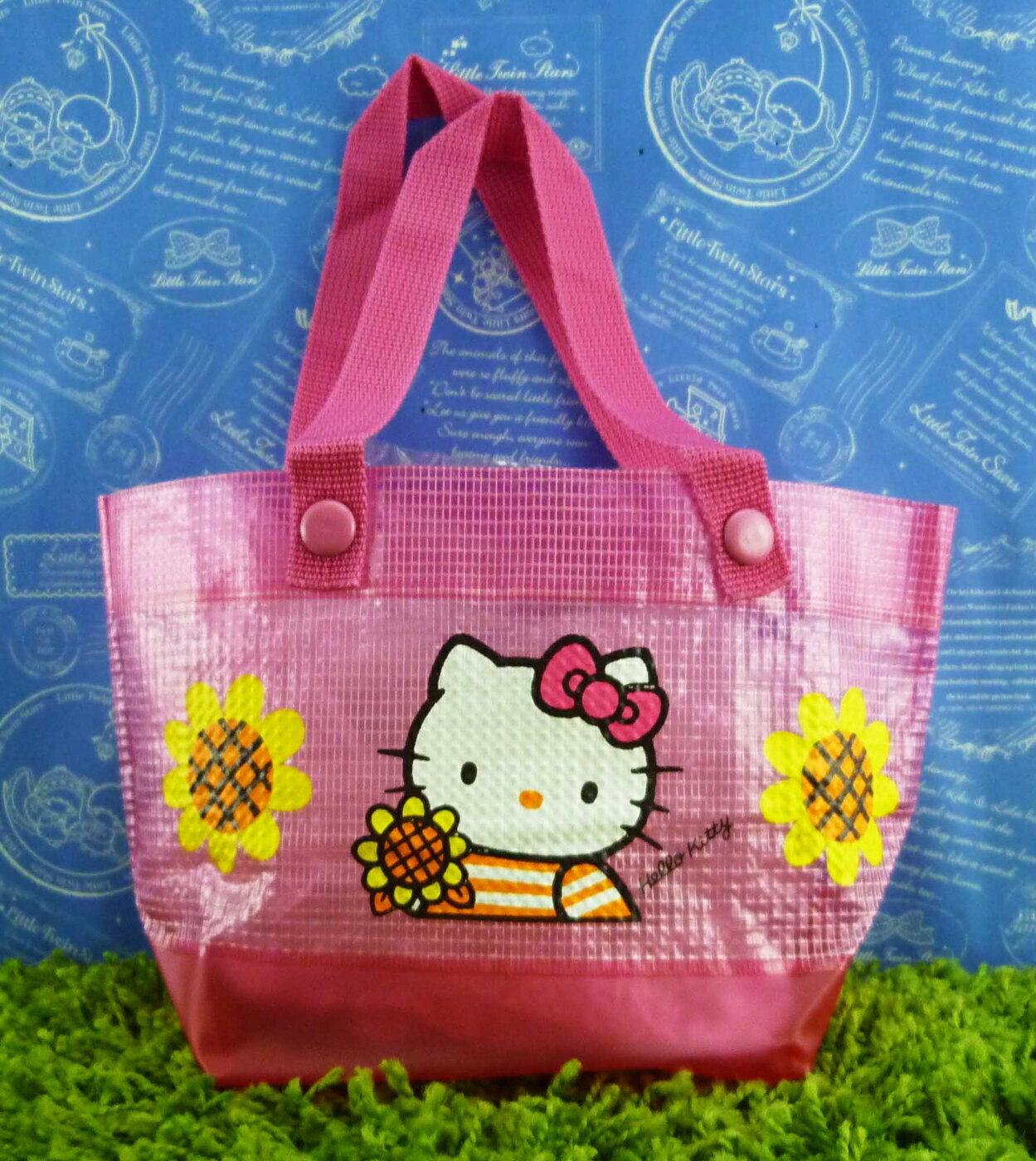 【震撼精品百貨】Hello Kitty 凱蒂貓 防水側揹包 太陽花【共1款】 震撼日式精品百貨