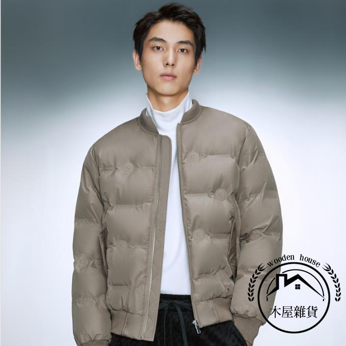 【買贈圍巾】白鴨絨簡約壓花保暖棒球領短款羽絨服潮流外套【木屋雜貨】