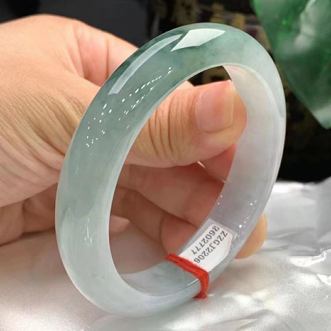 【現貨】緬甸天然翡翠手鐲冰種玉手鐲淺綠飄花玉鐲子女款飄綠正圈玉石手鐲【北歐家居生活】