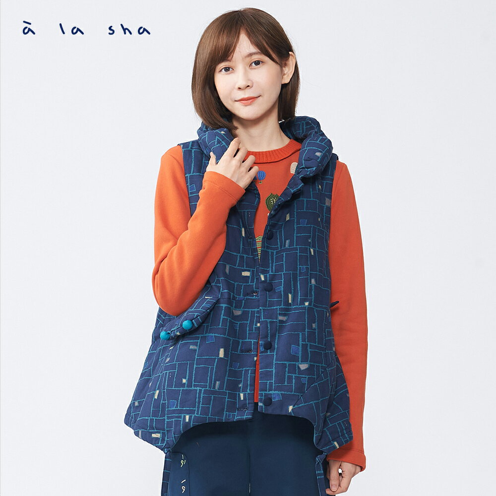 鉛筆小色塊膨膨領鋪棉背心