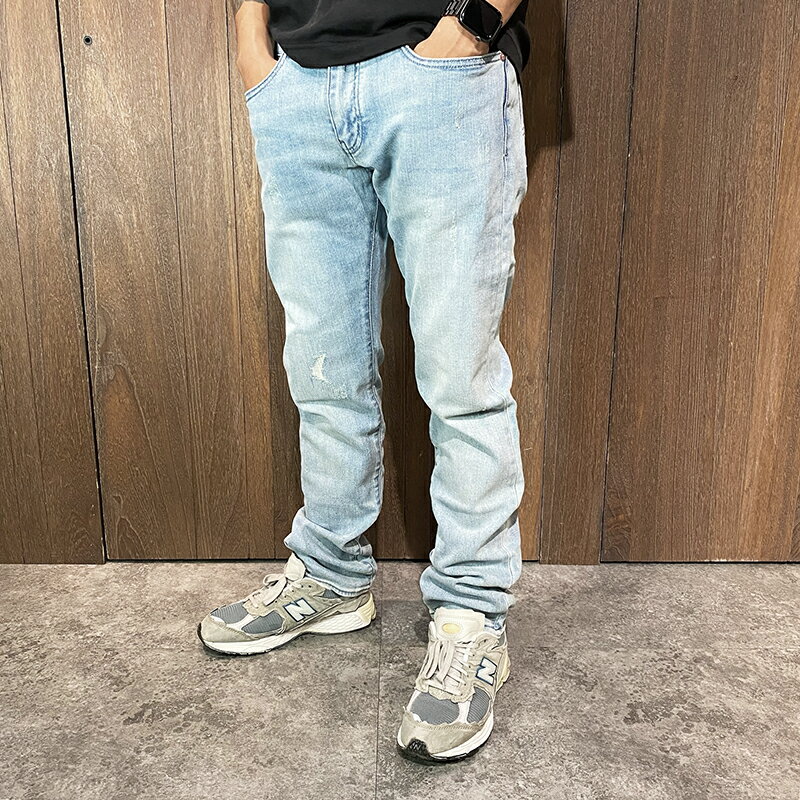 美國百分百【全新真品】Armani Exchange 牛仔褲 直筒 休閒 男款 AX 長褲 破洞褲 淺藍 CJ99