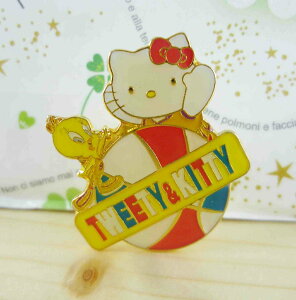 【震撼精品百貨】Hello Kitty 凱蒂貓 KITTY&TW徽章-籃球 震撼日式精品百貨