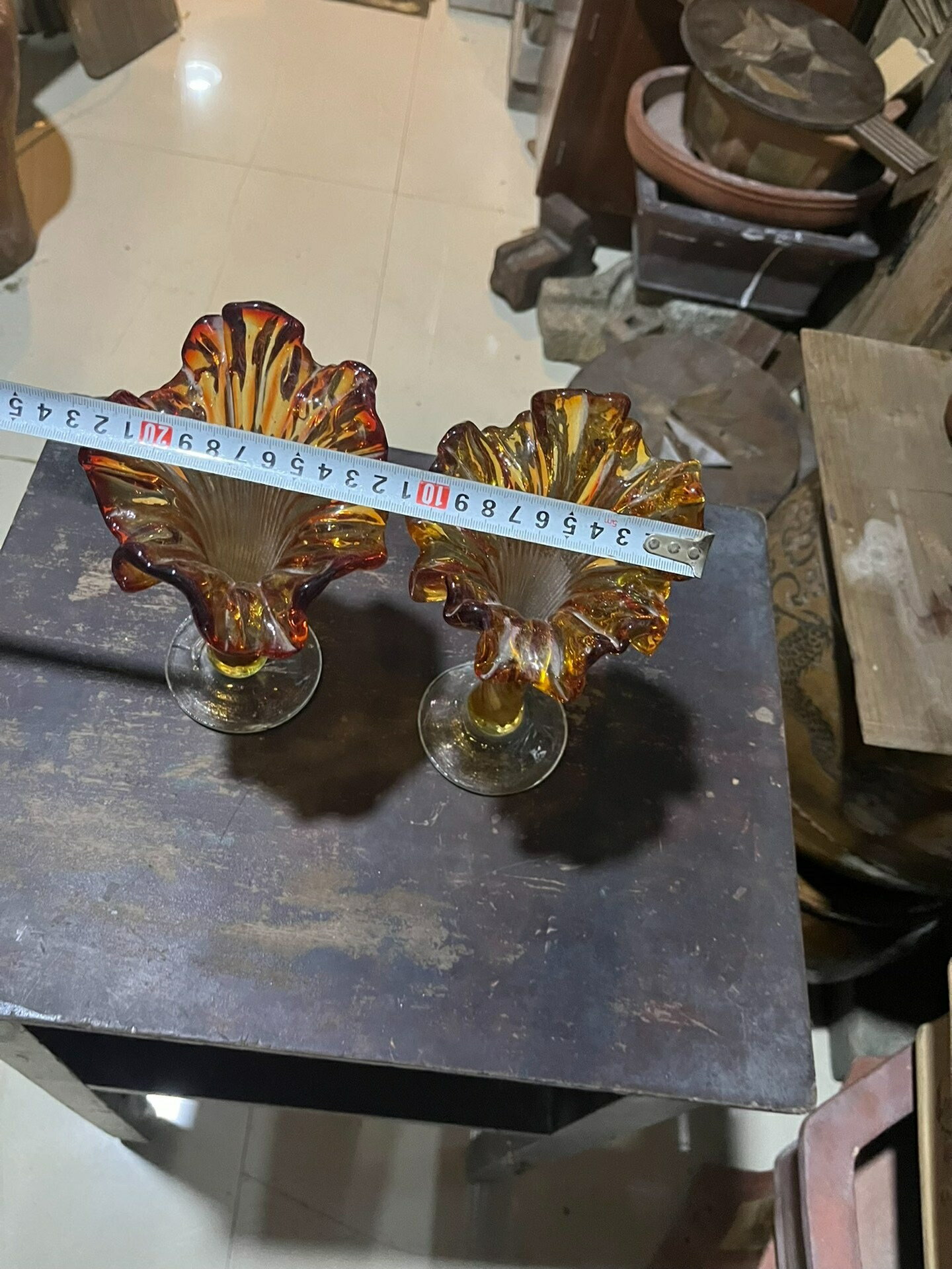 一對八十年代的老琉璃花瓶，老玻璃花瓶擺飾，美品如圖完是八十年