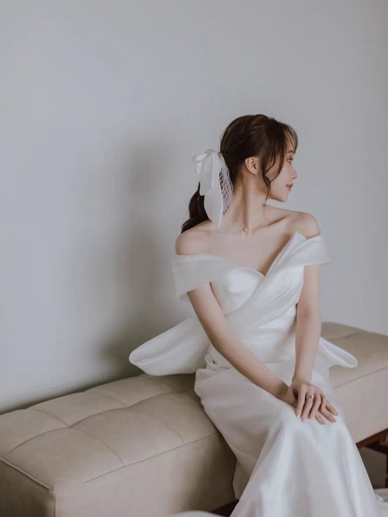 一字肩法式輕婚紗2022新款新娘禮服緞面高階魚尾小個子迎賓出門紗*特價優惠