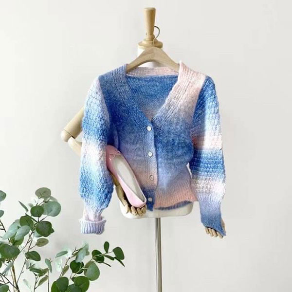 ANNAS 正韓 珍珠釦 渲染 外套 漸層 彩虹 扎染 暈染 麻花 毛衣 針織外套 粗針織 夢幻 女神 韓國 7