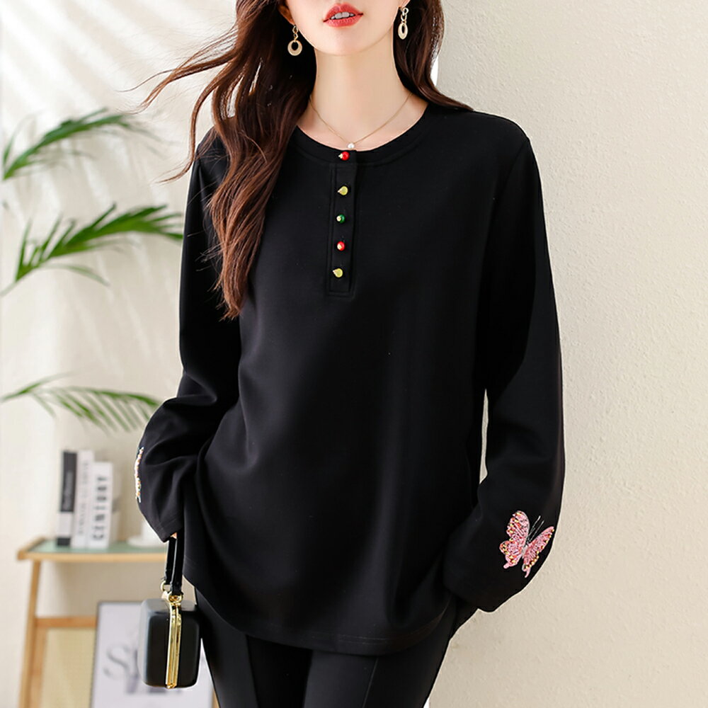 ＊ORead＊圓領蝴蝶刺繡釘珠T恤上衣(黑色M~4XL)