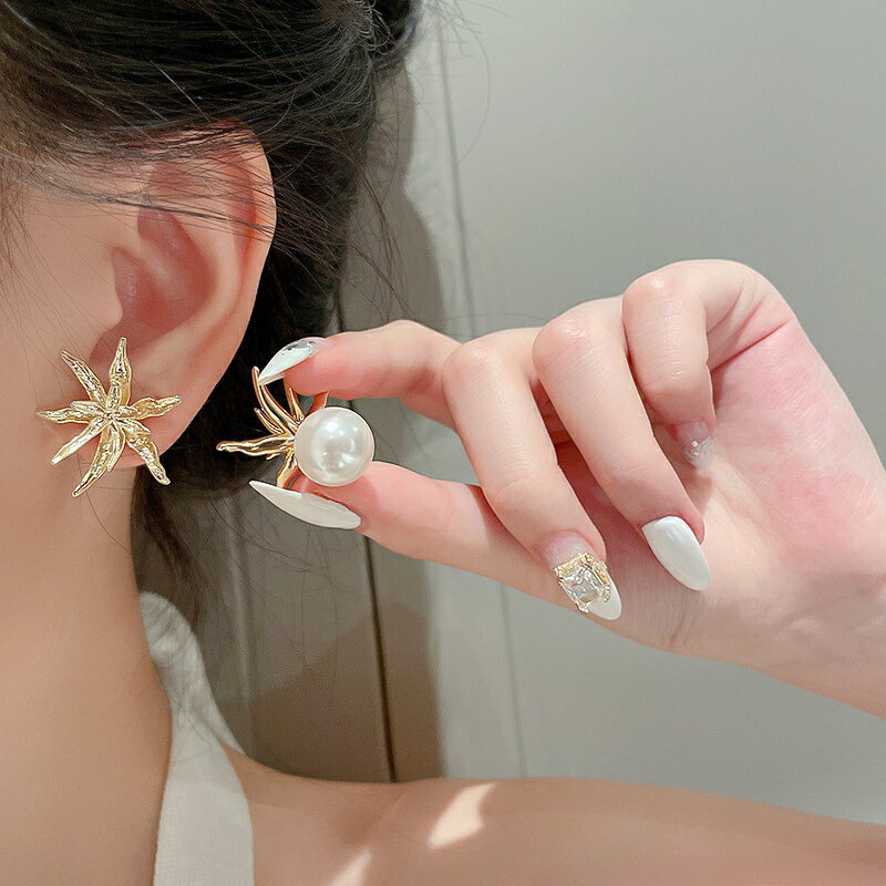 925銀針日韓原宿日常一款兩戴花朵珍珠小巧可愛耳環女耳玎耳飾品