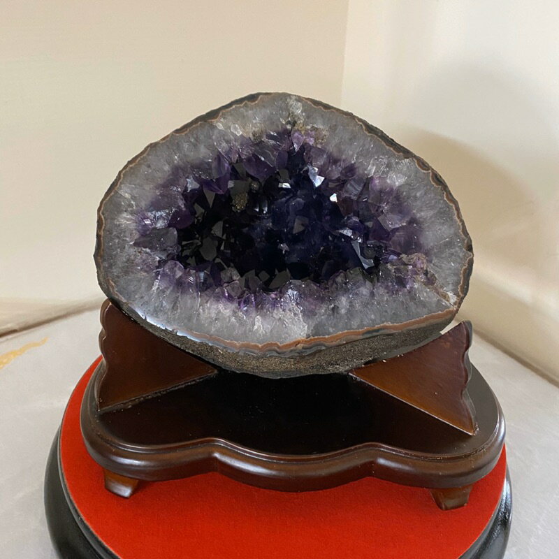 天然 烏拉圭🇺🇾5A財寶袋圓洞型 紫晶洞 紫水晶洞 🔮紫遇貴人專屬你的小烏圭😘系列 2.6kg 編號:231