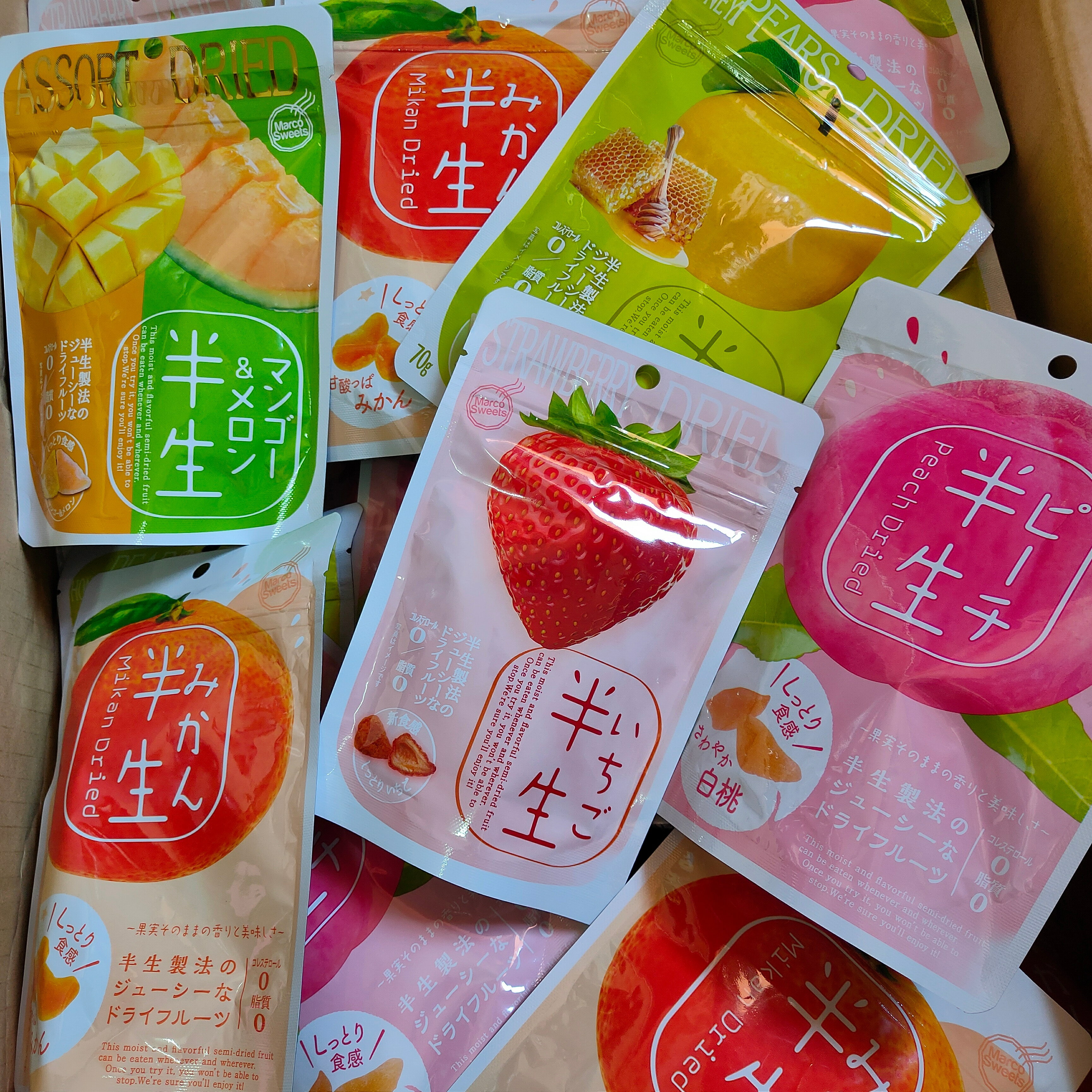 日本 半生果乾 新食感 水果乾 草莓 芒果 水蜜桃 橘子 蜂蜜水梨 果乾 零脂肪 零膽固醇 零嘴 零食 好吃