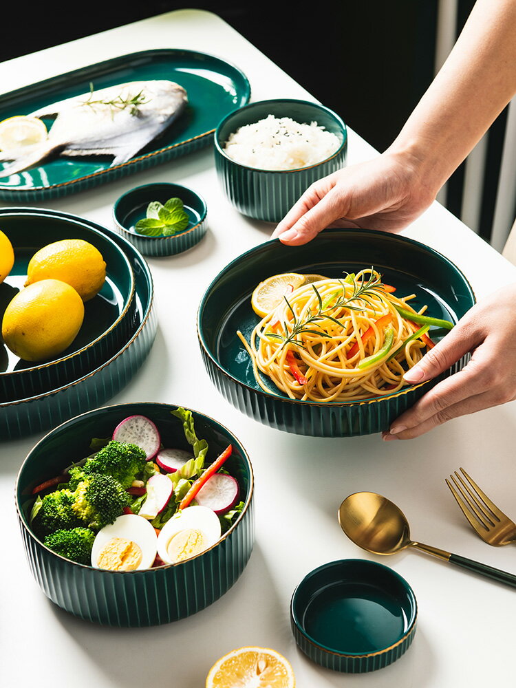 輕奢碗碟套裝家用創意北歐ins風金邊網紅陶瓷餐具飯碗盤筷子組合