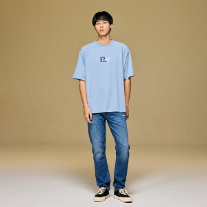 Lee 男款 寬鬆版 牛仔縫布 logo 背後直條 Lee Originals 水柔棉布料 短袖T恤 | Modern