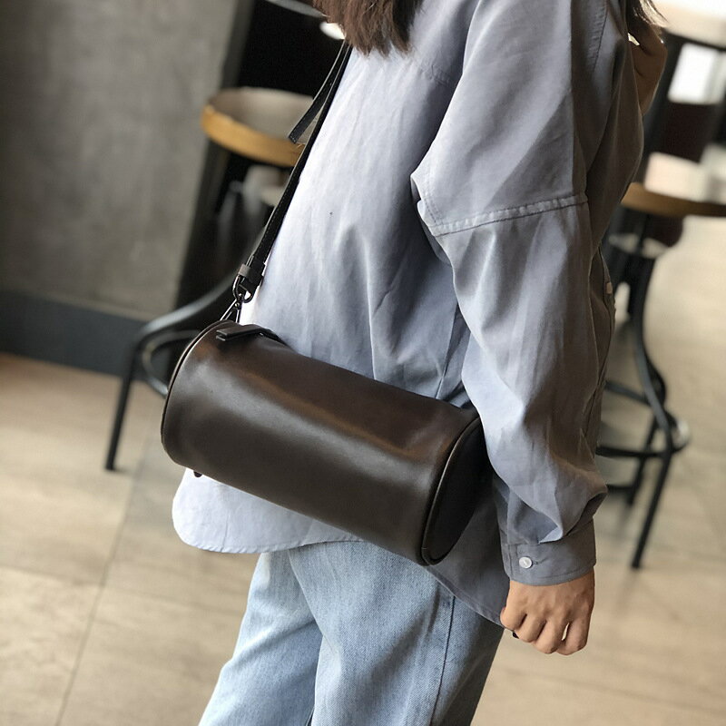 側揹包真皮圓筒包-復古牛皮經典休閒女包包2色73zu13【獨家進口】【米蘭精品】