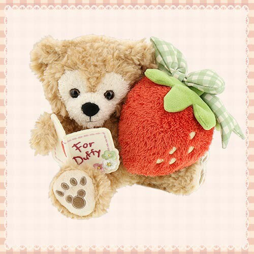 【東京迪士尼】 春日草莓達菲 達菲娃娃 (高17cm x 寬10 cm )