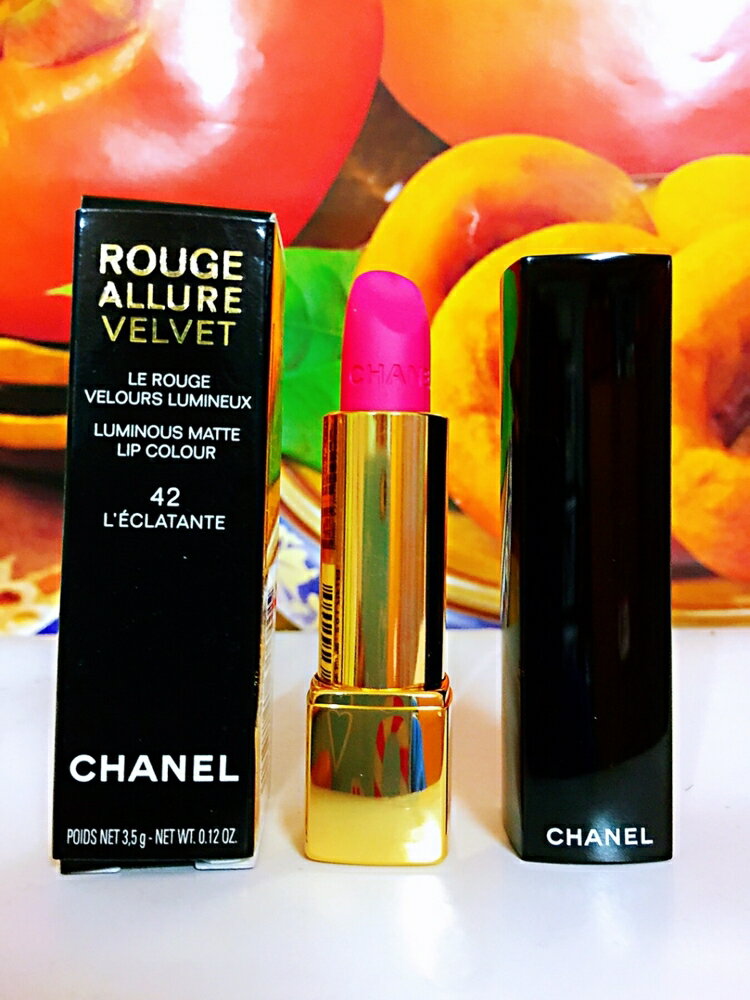 Chanel 香奈兒 超炫耀的絨唇膏#38 光采奪目 限定新色38俏麗醒目的亮粉紅色