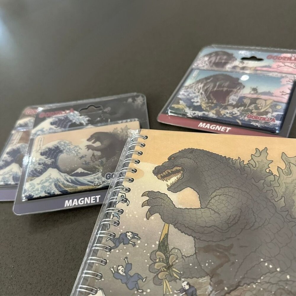 浮世繪x哥吉拉 日本限定【Godzilla】 巨大磁鐵 浮世繪磁鐵 冰箱磁鐵 筆記本 神奈川 葛飾北齋 日本進口 - 日本限定【Godzilla】浮世繪x哥吉拉 巨大磁鐵 浮世繪磁鐵 冰箱磁鐵 筆記本 神奈川 葛飾北齋