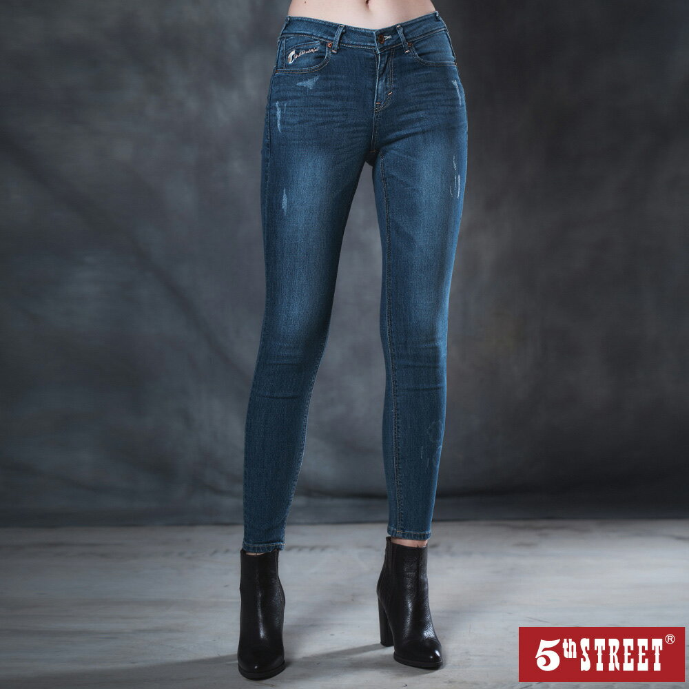 女裝 貓顯瘦窄管褲-中古藍(-3KG系列) (947142) 【5th STREET】【APP下單天天10%回饋】 治裝激推 最高折426