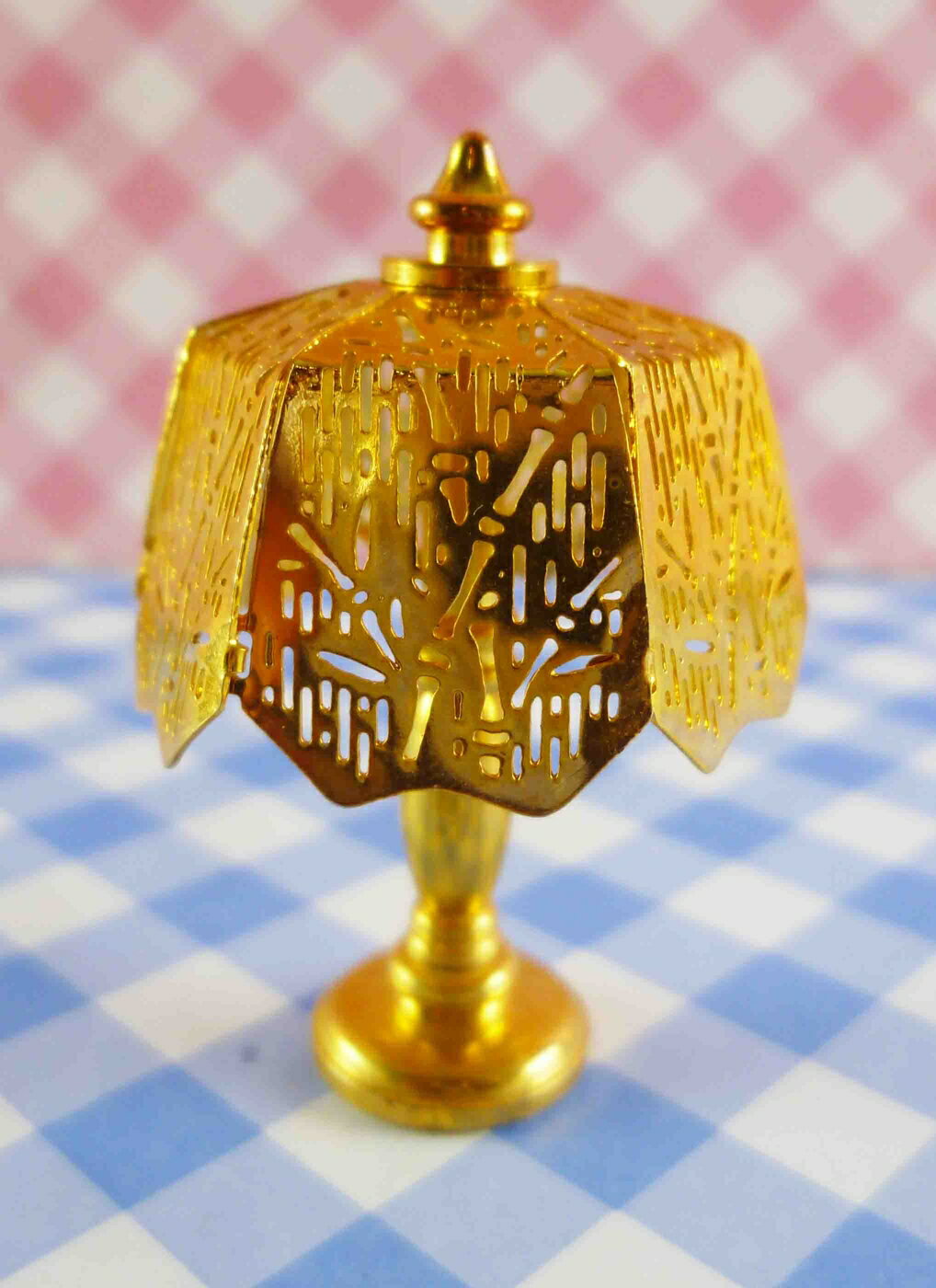 【震撼精品百貨】日本迷你袖珍擺飾-六角檯燈 震撼日式精品百貨