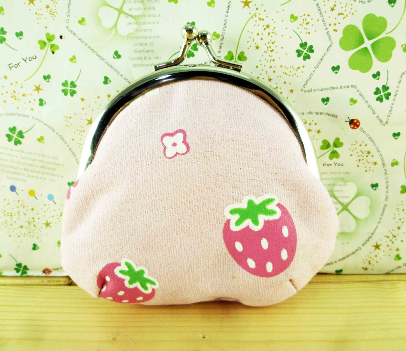 【震撼精品百貨】草莓 Strawberry 珠扣零錢包-粉 震撼日式精品百貨