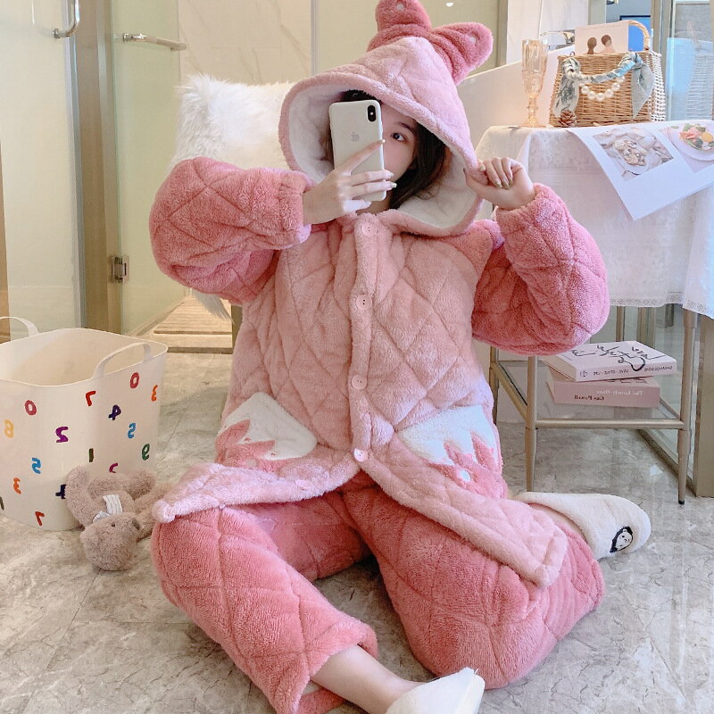 秋冬季睡衣女珊瑚絨連帽加絨加厚三層夾棉襖法蘭絨保暖家居服套裝