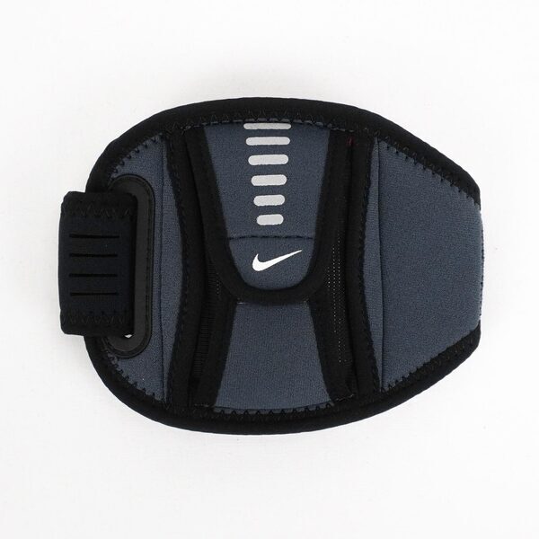 Nike [9038037913] 日系慢跑臂帶 萬用臂套 運動臂帶 透氣 排汗 舒適 隨身 深灰 黑