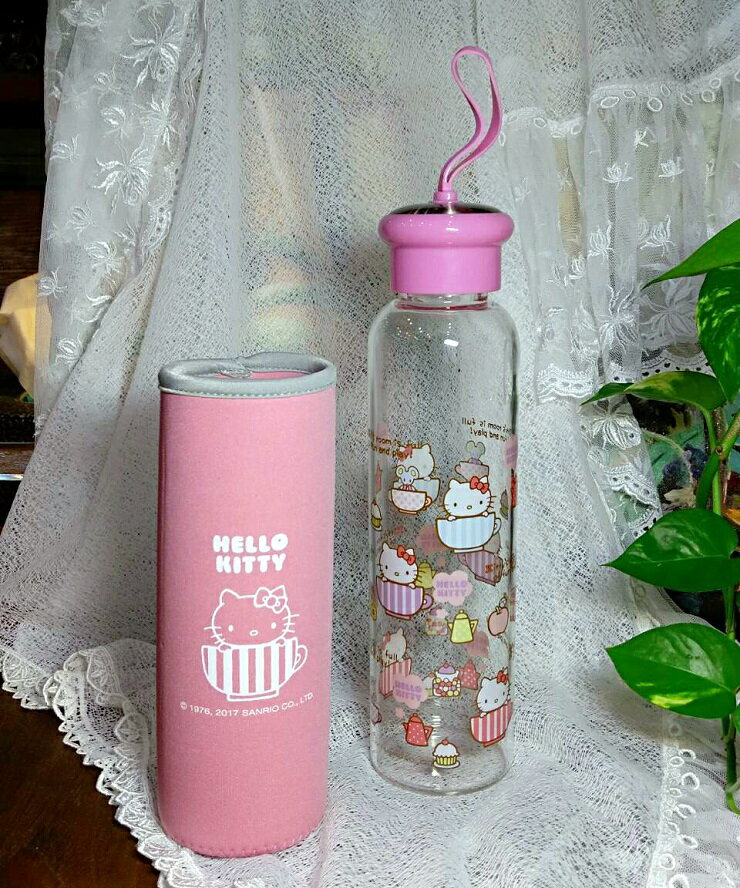 Hello Kitty耐熱玻璃水瓶(附保溫套)