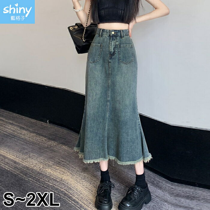 時髦新貌．個性A字包臀毛邊牛仔魚尾裙-shiny藍格子【V5159】