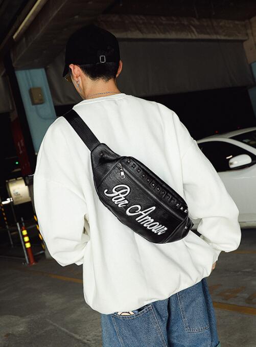 FINDSENSE X 韓國 男士 多功能 街頭潮流時尚塗鴉字母 戶外運動胸包 單肩包 斜挎包 腰包