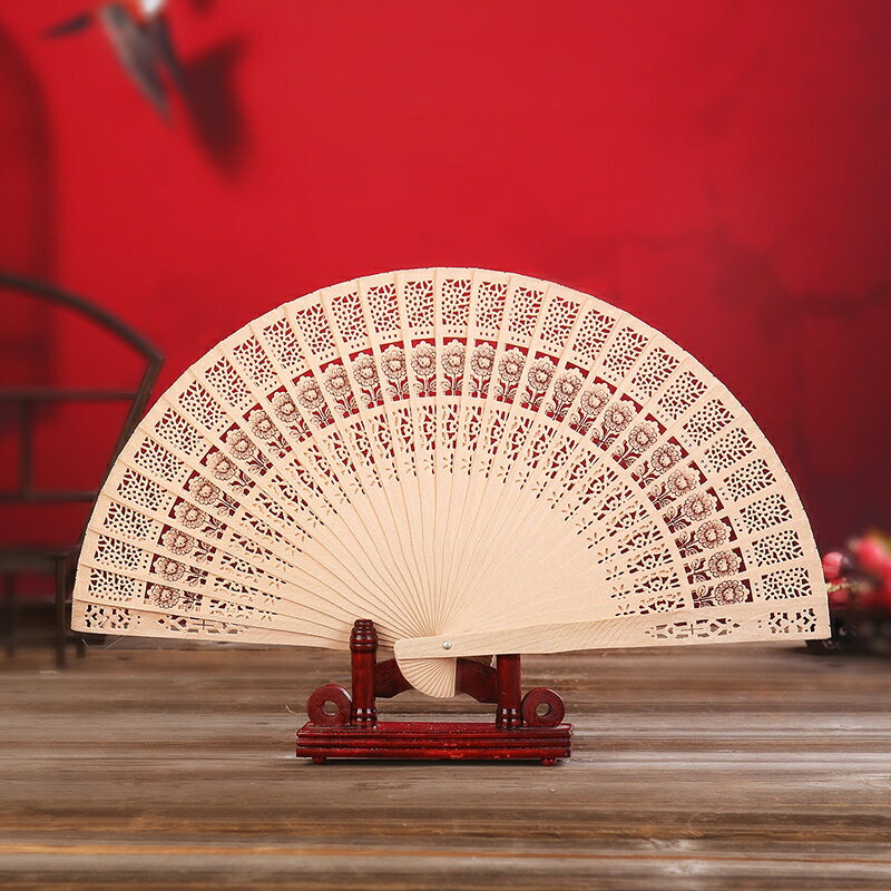6寸7寸木質扇子中國風禮品檀香扇鏤空擺件工藝全木扇舞蹈折扇定制