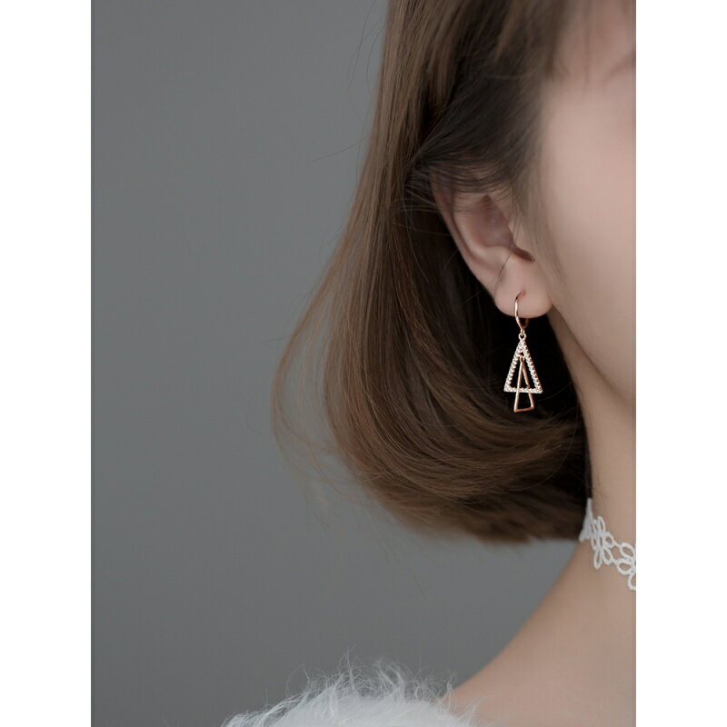 福雅軒 s925銀韓版幾何三角形耳環女氣質排鉆長款耳鉤鏤空耳飾品