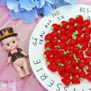 【漫格子】史萊姆配件材料 diy樹脂配件 水果帶葉 立體草莓 仿真奶油史萊姆 填充配件(紅色)