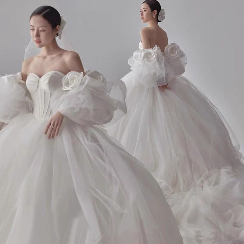 影樓展會新款主題婚紗攝影拍照寫真韓式輕奢泡泡袖大拖尾白紗禮服