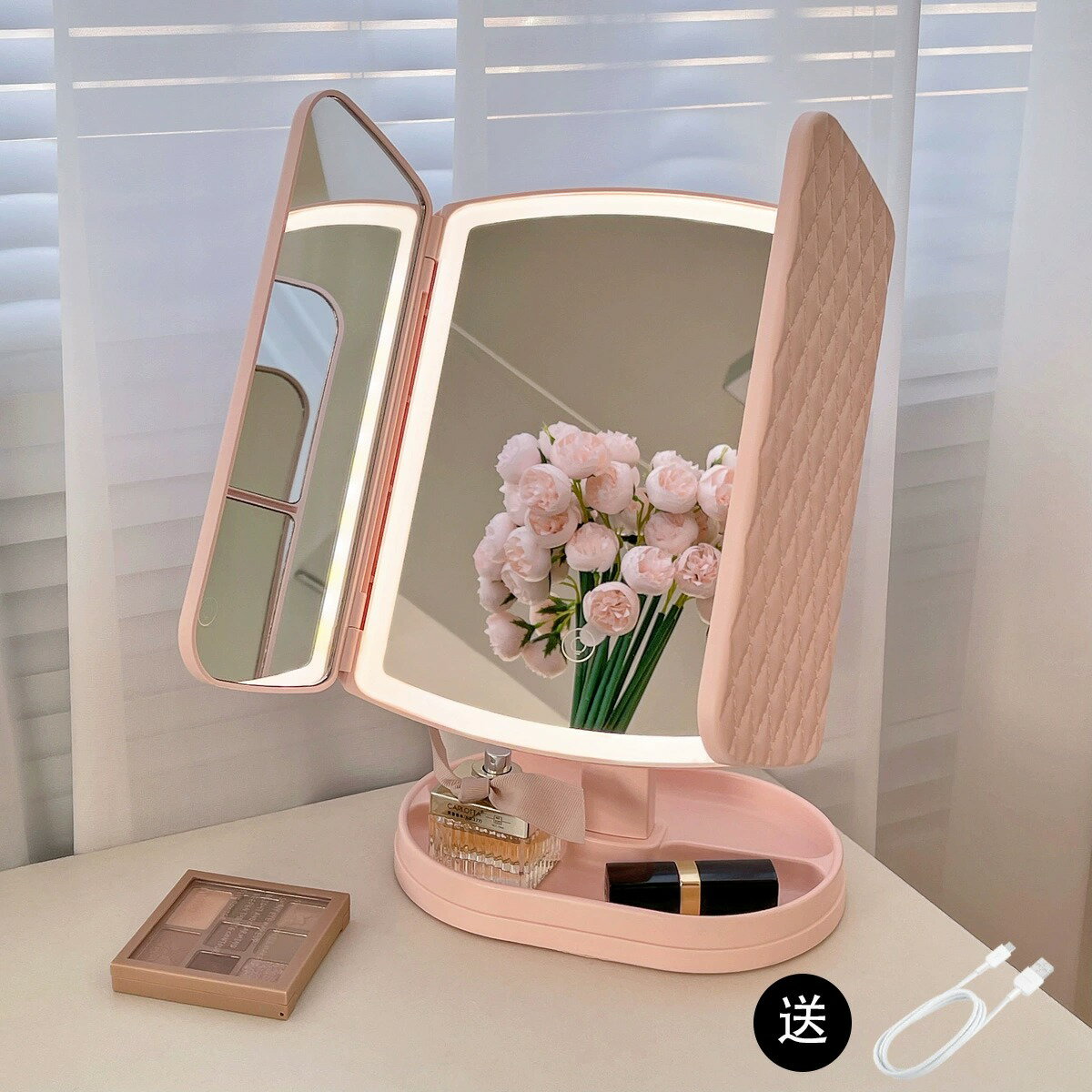 三面化妝鏡 梳妝鏡 美妝鏡 化妝鏡智慧led帶燈台式桌面三折疊網紅梳妝鏡子美妝生日禮物『ZW5704』