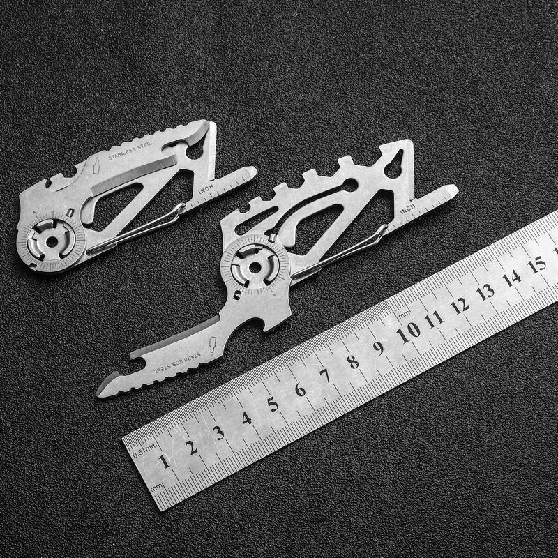不銹鋼卡片刀超薄創意多功能扳手折疊組合小工具EDC戶外掛扣小刀
