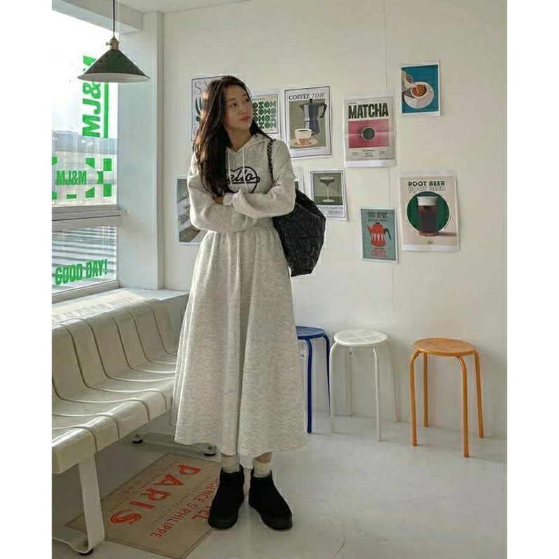 ANNAS 正韓愛心刷毛連帽字母縮腰洋裝 長裙 長洋裝 連身裙 加絨 加厚 棉質 保暖 休閒 韓國 3
