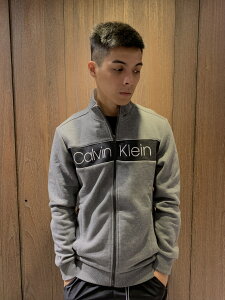 美國百分百【全新真品】 Calvin Klein 外套 CK 夾克 防風外套 立領外套 logo 男 灰/白 AO43