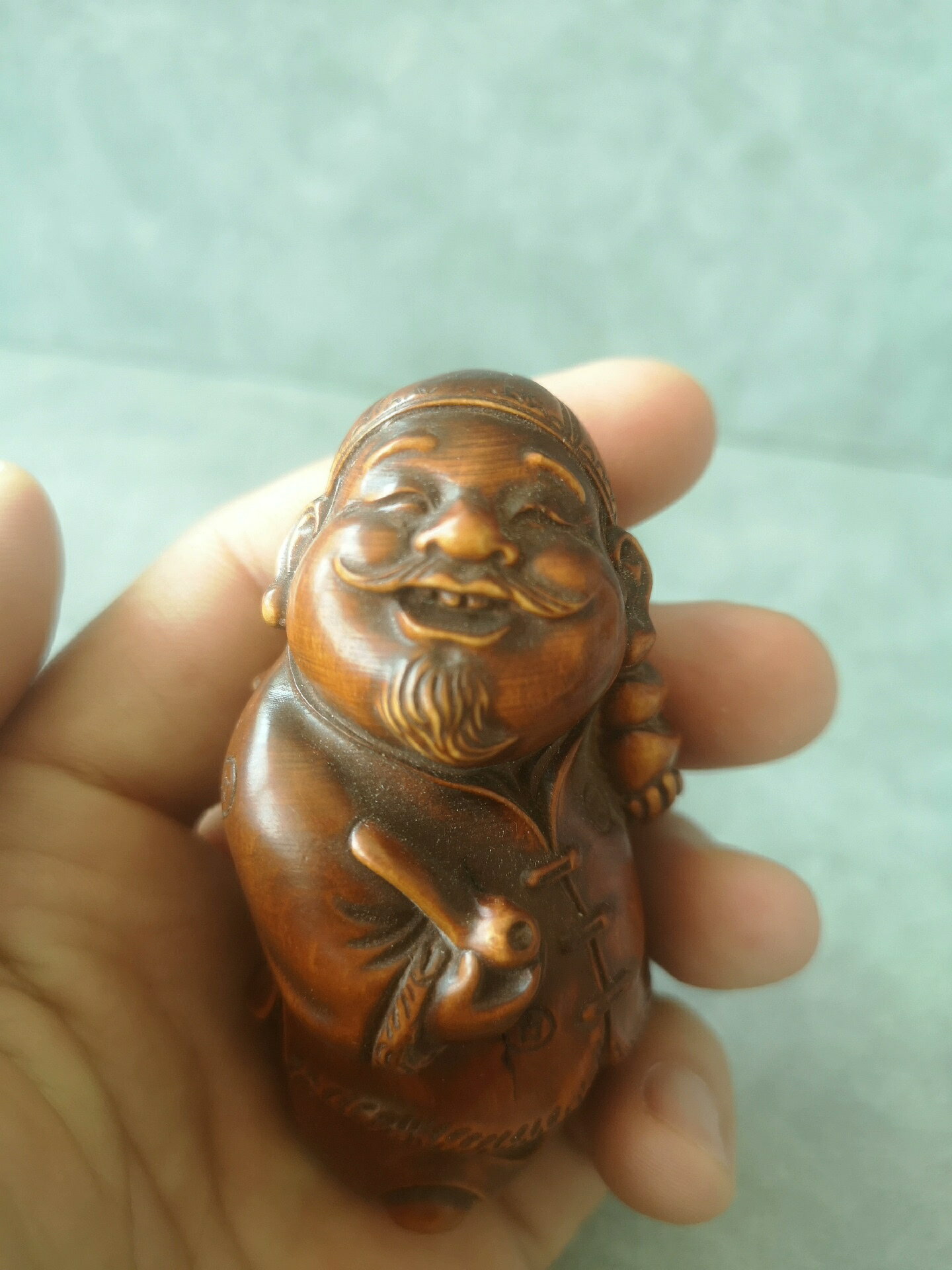 木雕手把件黃楊木精雕財神擺飾，尺寸高7.5寬4公分，小葉黃楊