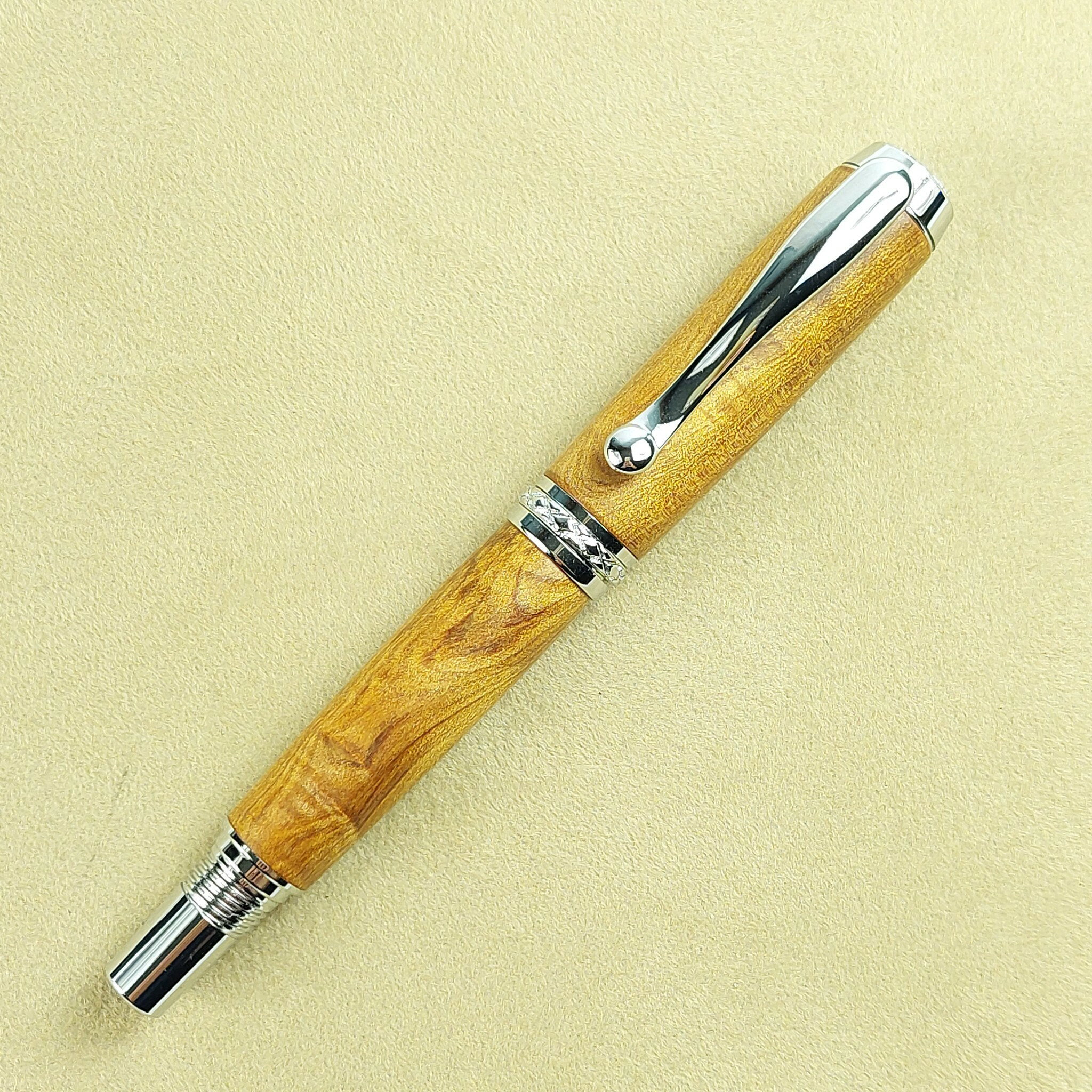 台灣肖楠鋼珠筆 #KOBE手工筆 #手工筆 #手工鋼珠筆