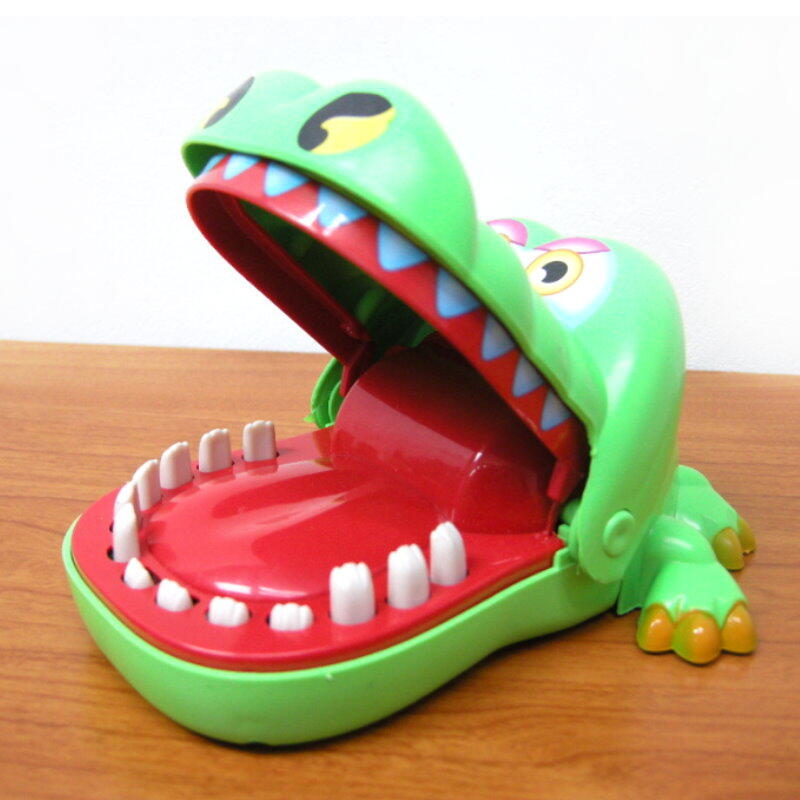 鱷魚先生拔牙咬人遊戲 咬手指的大嘴巴鱷魚玩具 搞怪整人玩具【DF485】 123便利屋