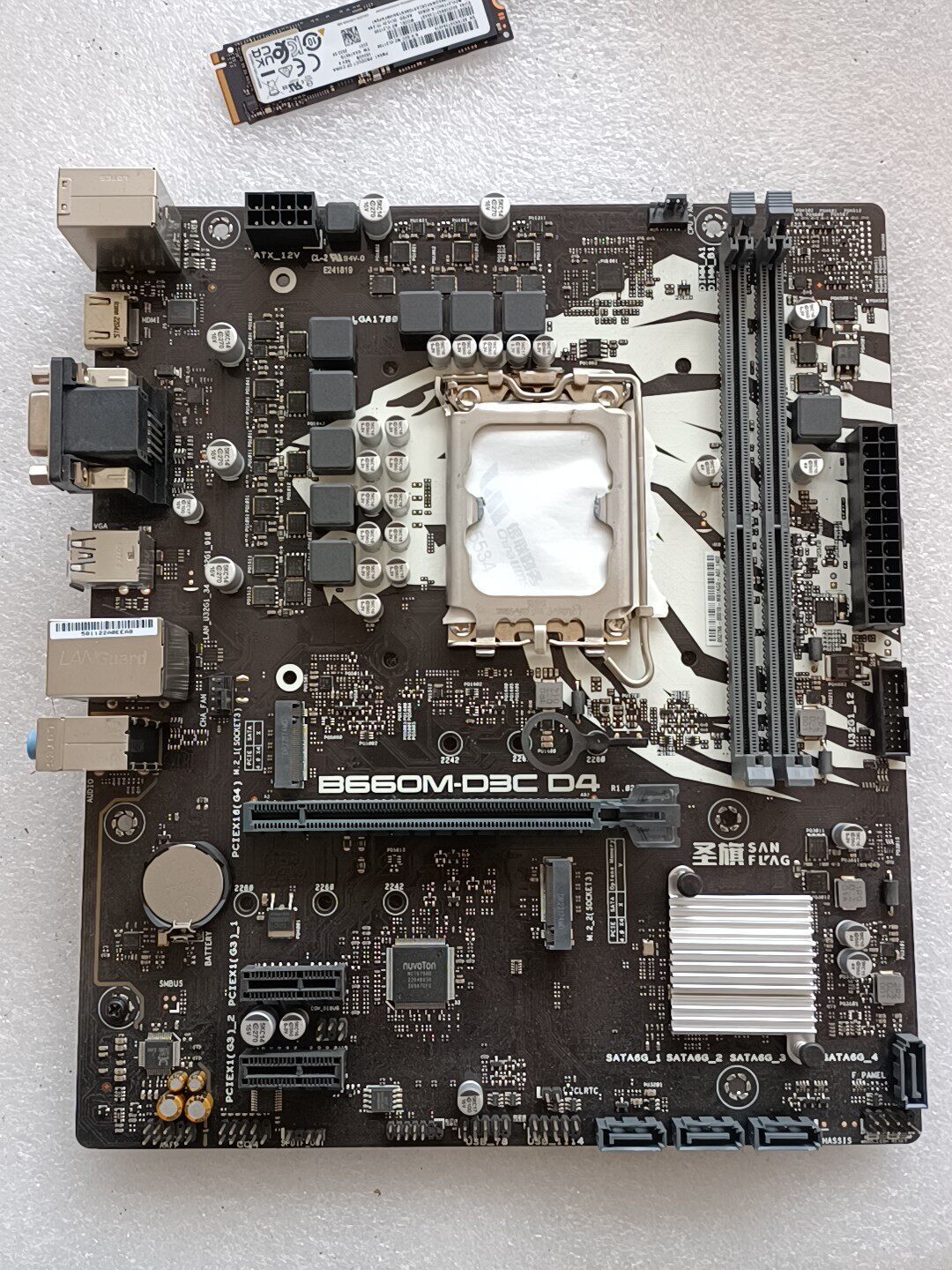 華碩聖旗B660M-D3C D4主機板 功能完好無暗病無維修 成色新外觀完美 原裝擋板 包測包好 電腦主機板 二手主機板
