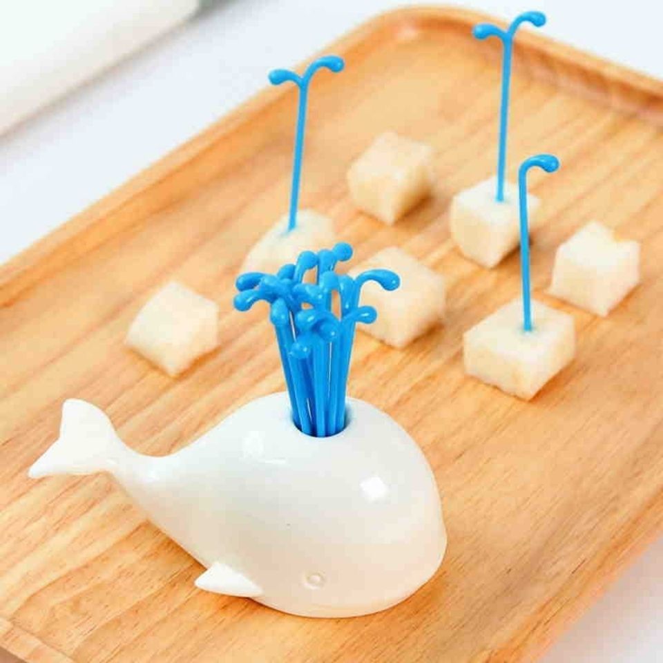 楓林宜居 新款創意可愛鯨魚噴水擺件水果叉動物水果簽桌面裝飾禮物學生
