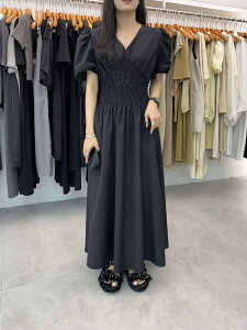 韓國夏季氣質收腰顯瘦泡泡袖短袖黑色連身裙女