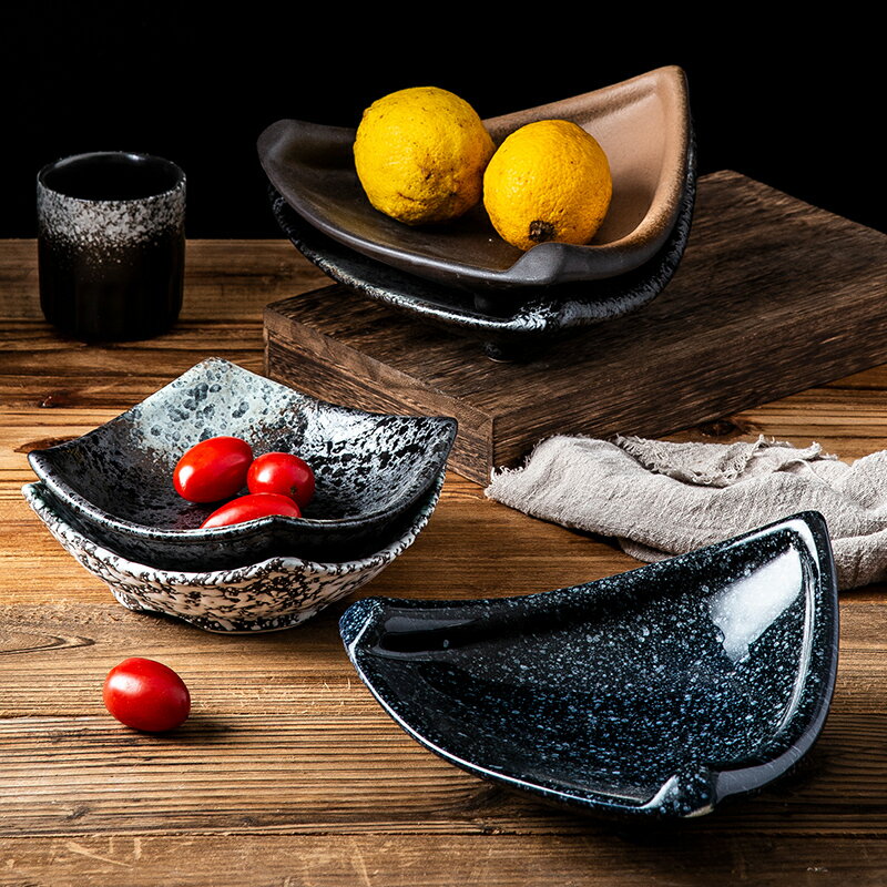 日式盤子創意不規則家用個性菜盤異形餐具奇形碟子陶瓷網紅盤深盤