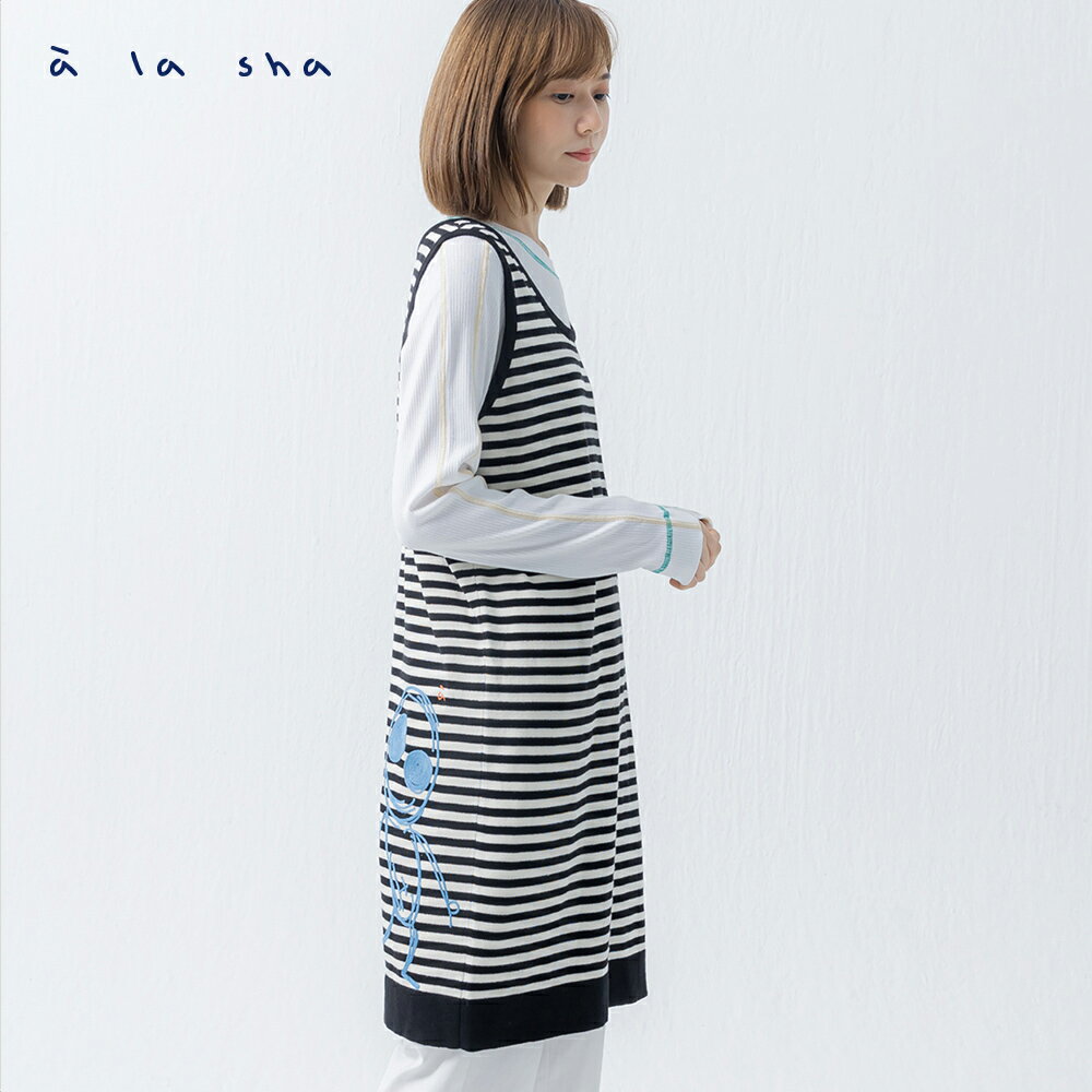 a la sha  阿財繡花條紋長版針織背心