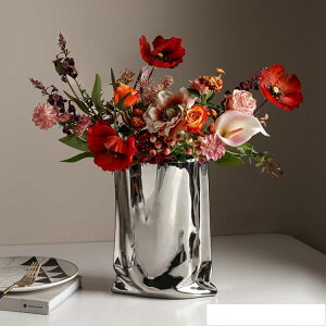 北歐風莫蘭迪花瓶干花擺件創意高級感電鍍銀色陶瓷花器樣板間裝飾 名購居家