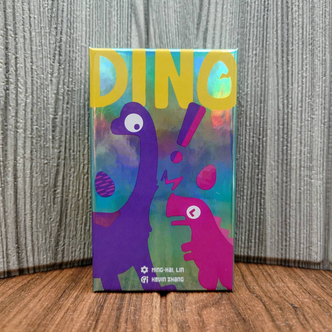 【桌遊侍】蛋哪送《免運.再送充足牌套》正版實體店面快速出貨 恐龍桌遊.卡牌遊戲.派對桌遊.心機遊戲.台灣原創