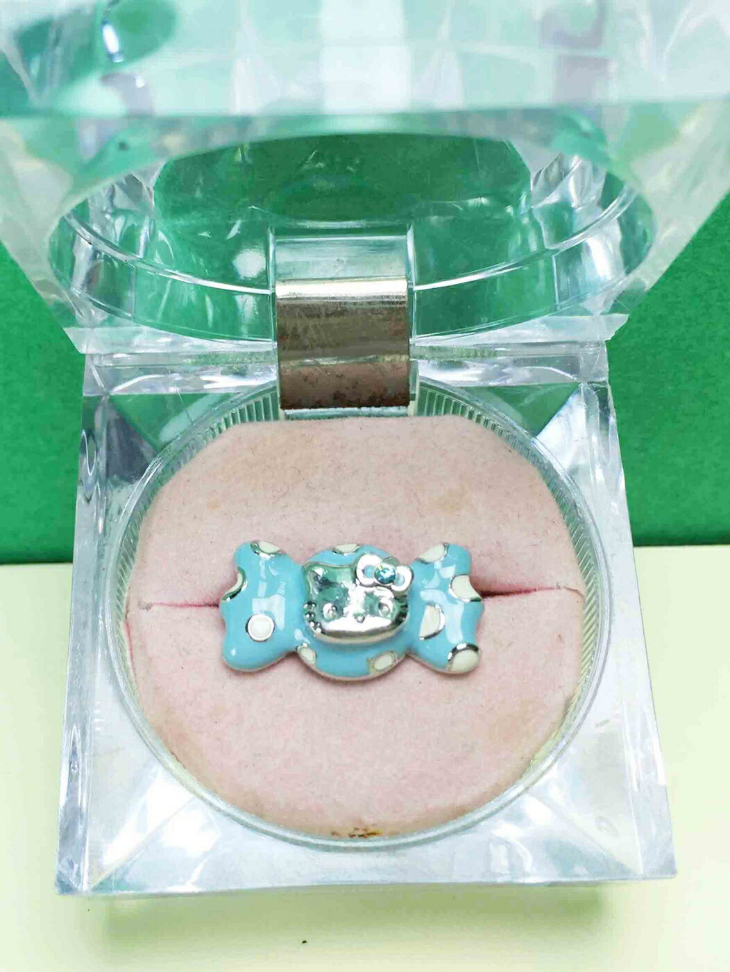 【震撼精品百貨】Hello Kitty 凱蒂貓 造型戒指-藍蝴蝶結 震撼日式精品百貨
