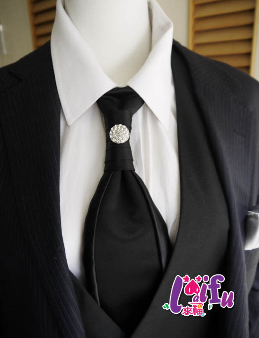 <br/><br/>  來福，K226鑲鑽大領巾燕尾服領帶領結新郎結婚領結糾糾台灣製，售價500元<br/><br/>