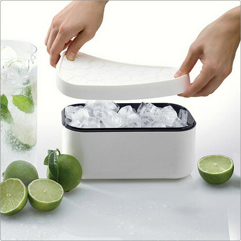 《LEKUE》附蓋蜂巢製冰盒(白) | 冰塊盒 冰塊模 冰模 冰格 4